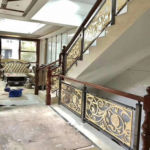 自建房装修 镀金铜楼梯是怎么让它变豪华的